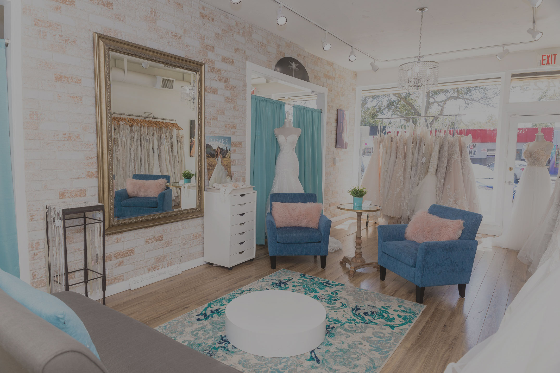 header-image-alt-Photography-The-Dressing-Room-St.-Pete-2.9.21-19